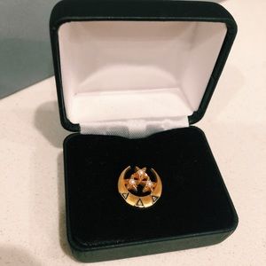 Tri Delta 10K Gold Sorority Pin